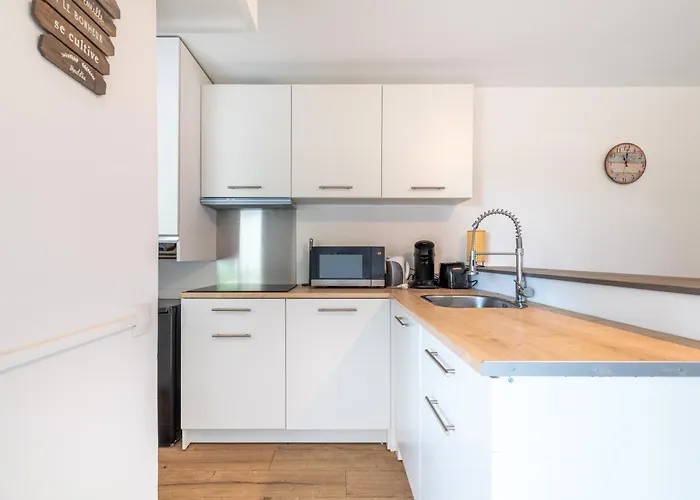 Avec Terrasse Vue Jardin 아파트 *